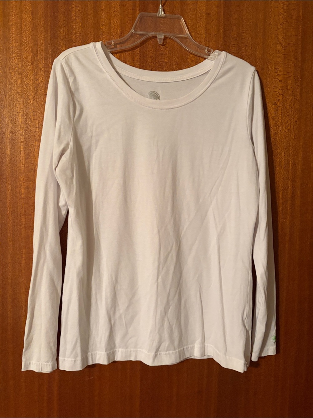 healing hands White Long Sleeve Crewneck Tee